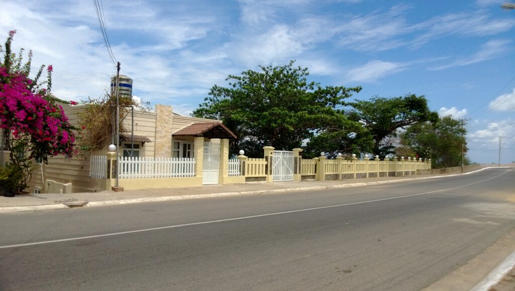 1402105093_wp_20140605_001