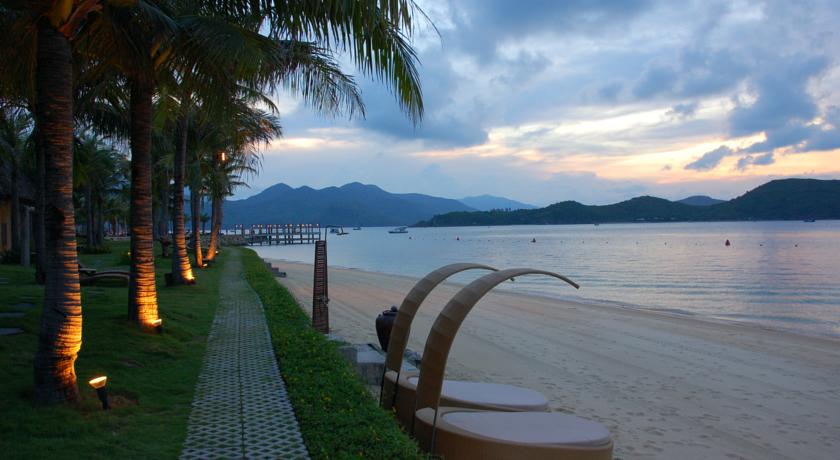 review-merperle-hon-tam-resort