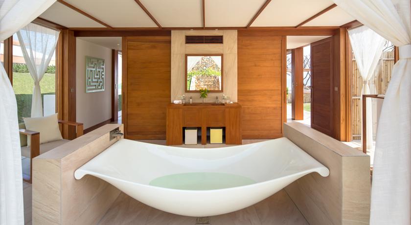 Fusion-Resort-Nha-Trang-review-gia