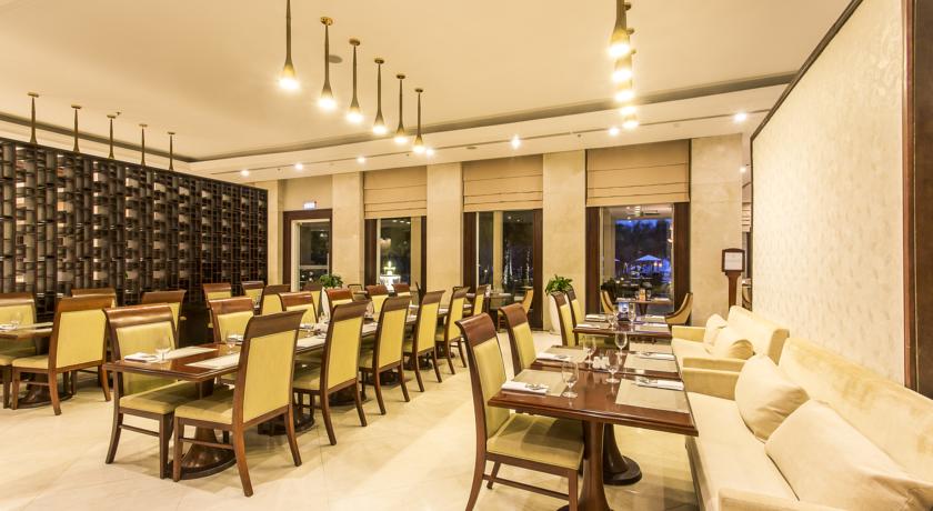 review-vinpearl-ha-long-bay-1