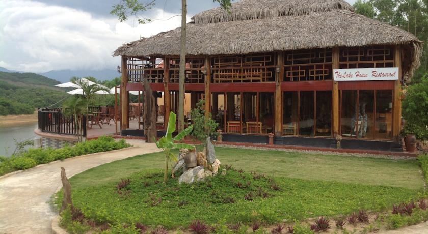 Phong Nha Lake House Resort