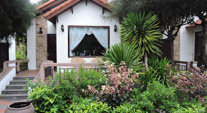 thanh-tam-seaside-resort-lang-co-hue