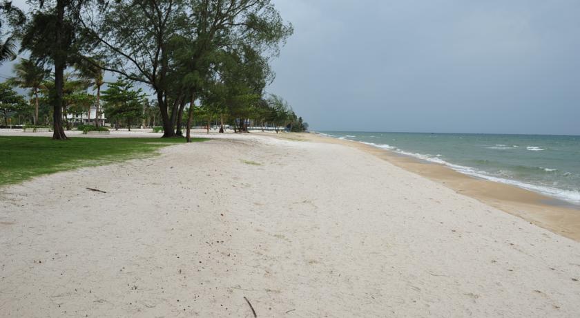 Cho thuê villa kosmos bãi biển phú quốc