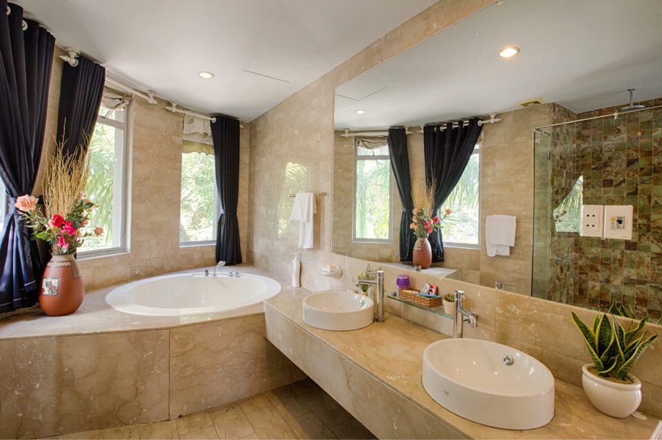 khong-gian-nha-ve-sinh-1