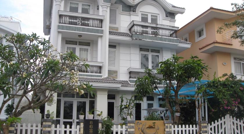 villa-dep-gan-bien-nha-trang