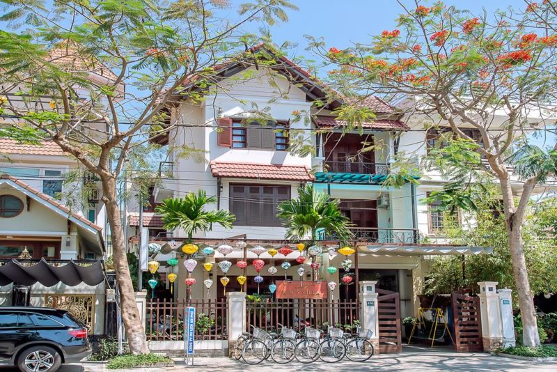 Không gian bên ngoài của Kim Villa