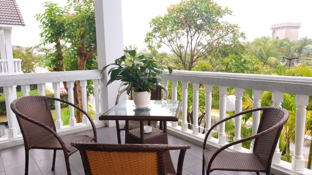 mui-ne-pool-phan-thiet