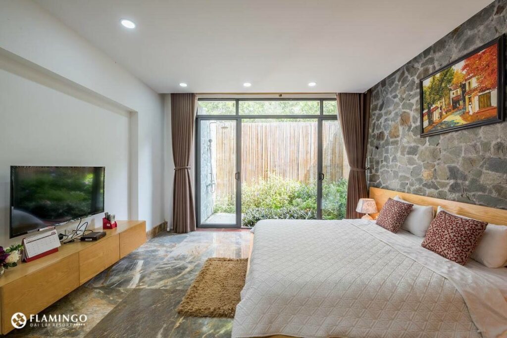 villa-hot-nhat-ki-nghi-tet-flamingo-dai-lai