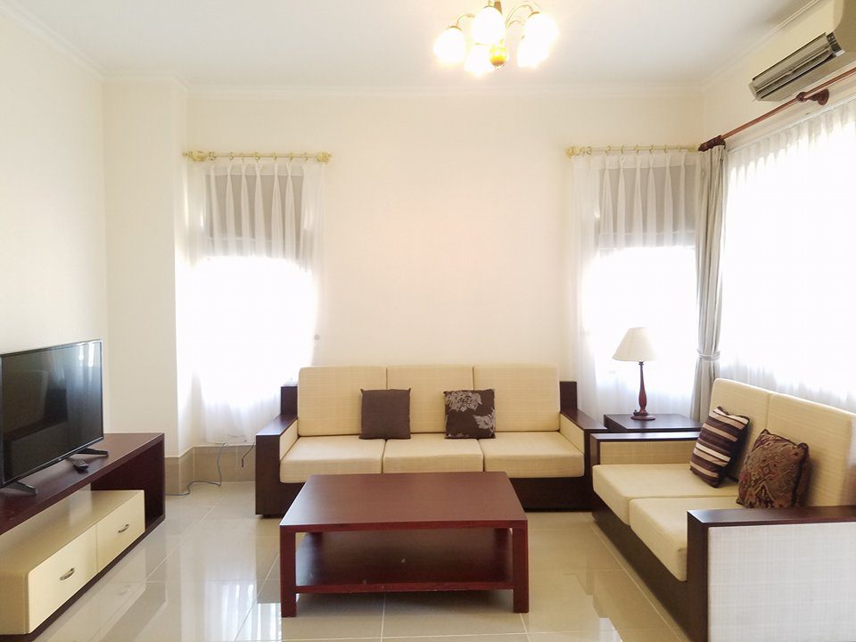 vietnam-golf-lake-view-2