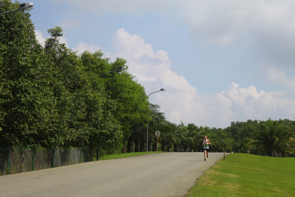 viet-nam-golf-lakeview-6