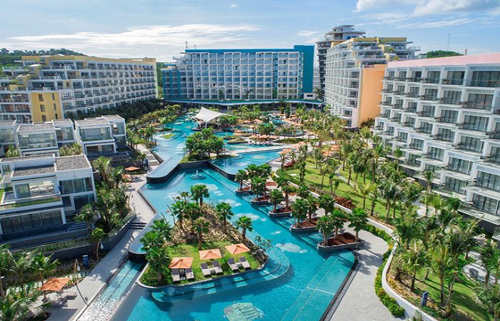 Phu-Quoc-Emerald-Bay-1