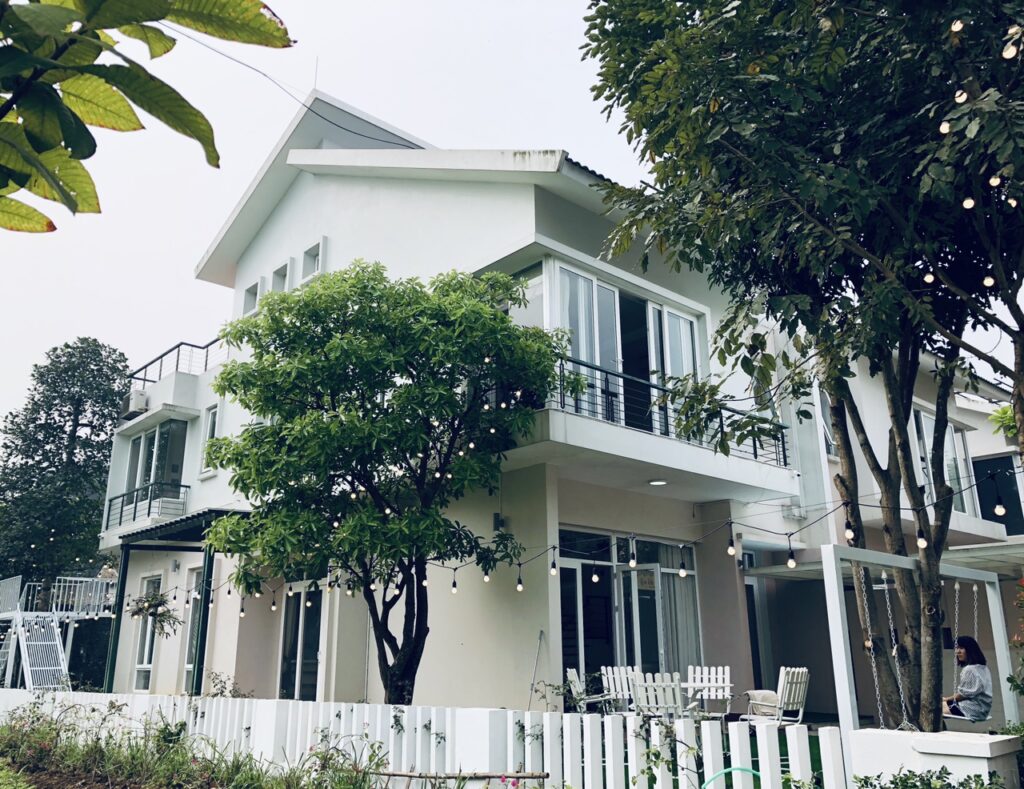 mai-villa-4-4-phong-ngu-thach-that-ha-noi