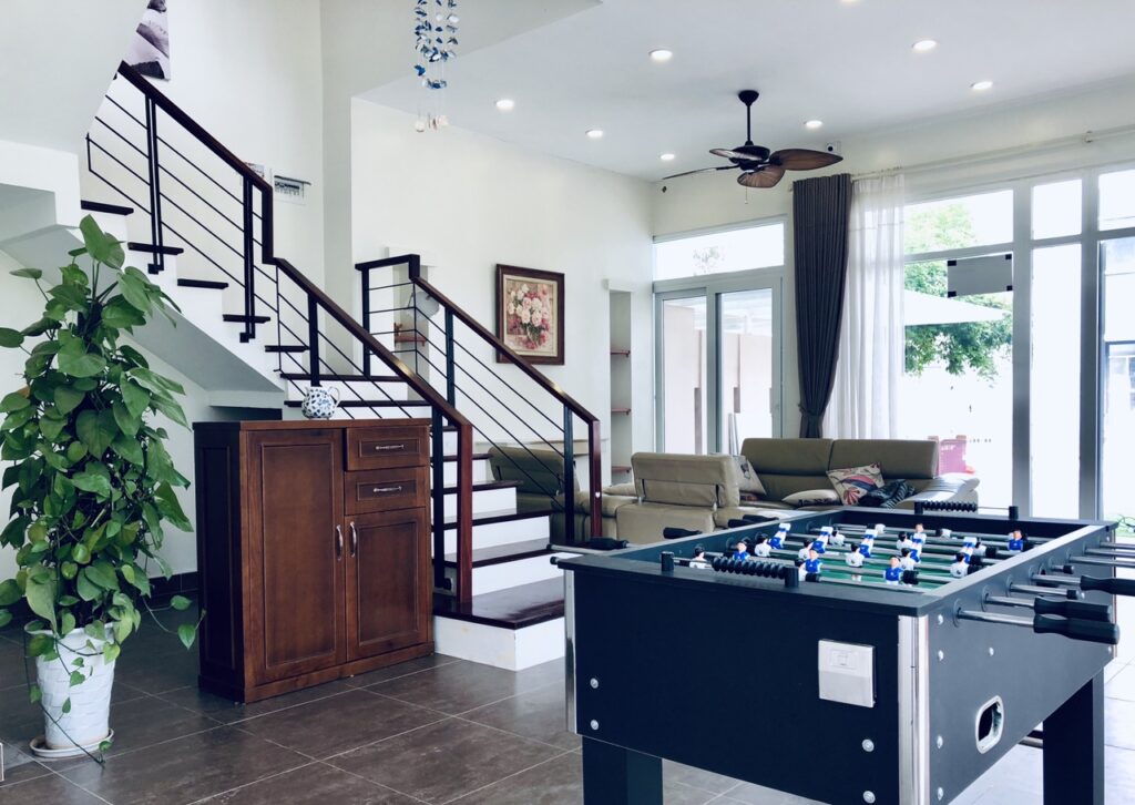 mai-villa-4-4-phong-ngu-thach-that-ha-noi