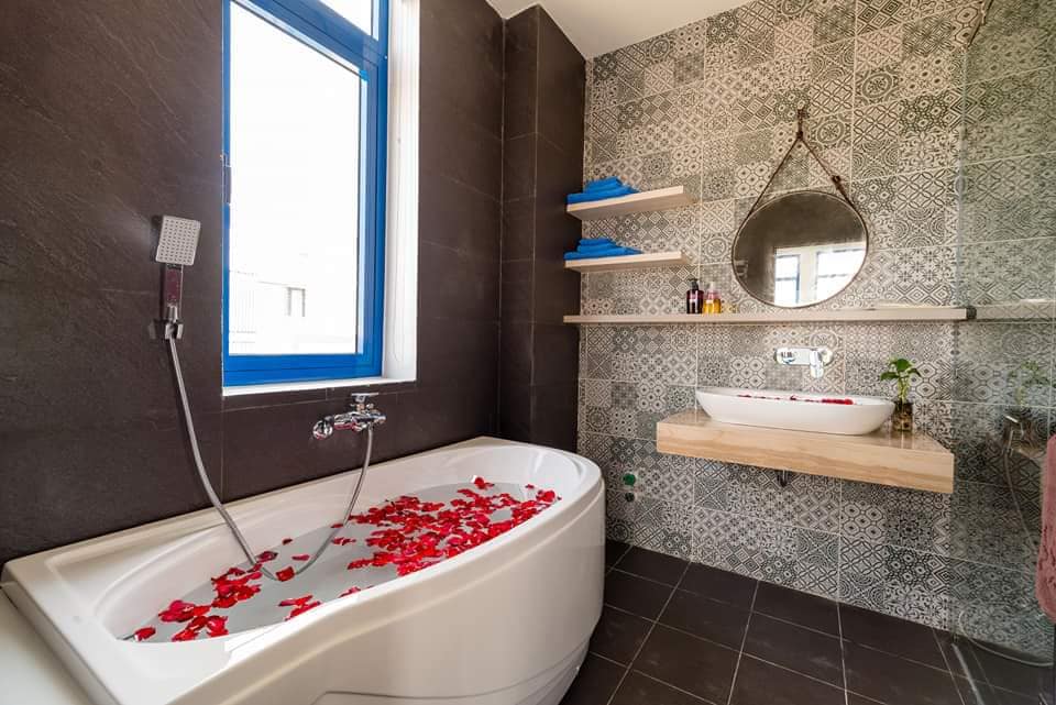 blue-pool-villa-hoi-an