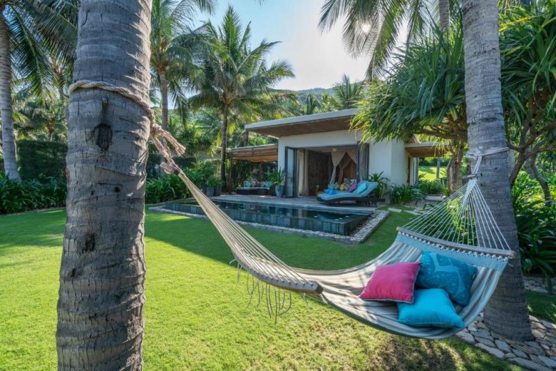 mia-resort-nha-trang-villa-sat-bien-co-ho-boi-rieng