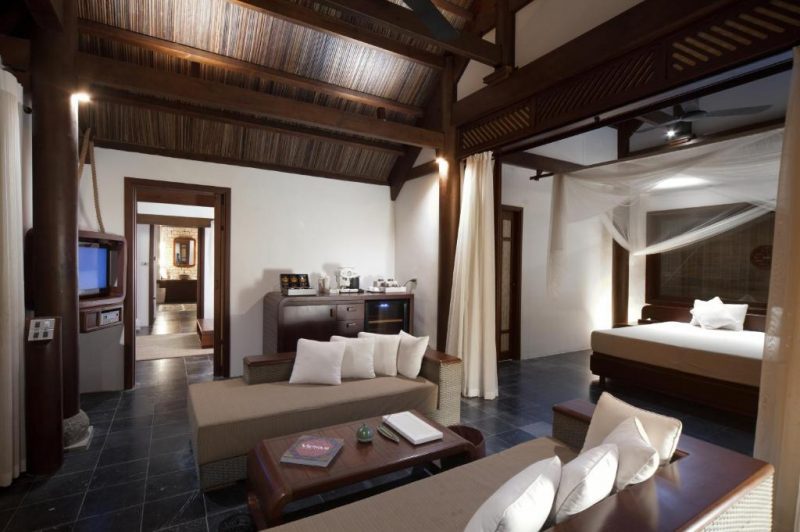 villa-tren-bien-lalya-ninh-van-bay