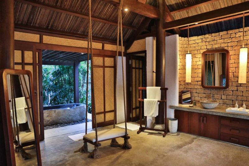 lalya-ninh-van-bay-nha-trang