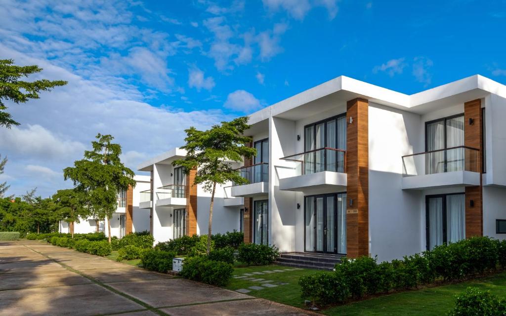 biet-thu-cho-thue-saint-simeon-3