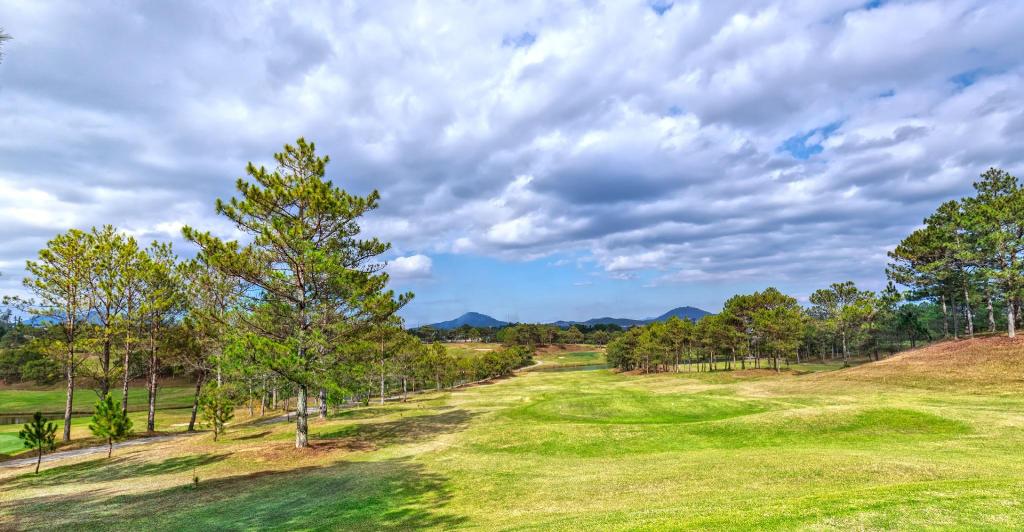 biet-thu-lan-anh-village-resort-da-lat-ho-tuyen-lam