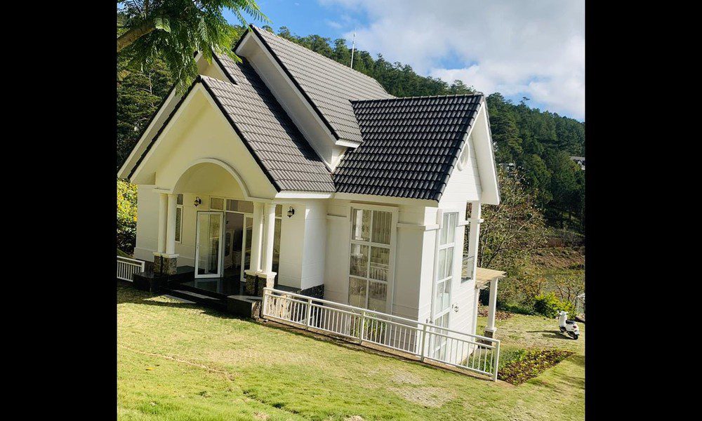 giá-biet-thu-lan-anh-village-resort-da-lat-ho-tuyen-lam