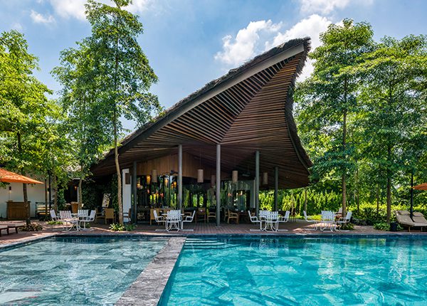 bar-nha-hang-flamingo-dai-lai-resort-1