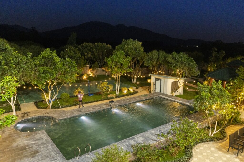 review-wyndham-grand-kn-paradise-cam-ranh-hotel