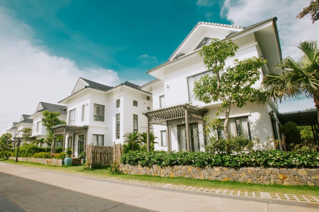 toplist-cac-biet-thu-nghi-duong-dang-can-ban-chuyen-nhuong-tai-hoa-binh