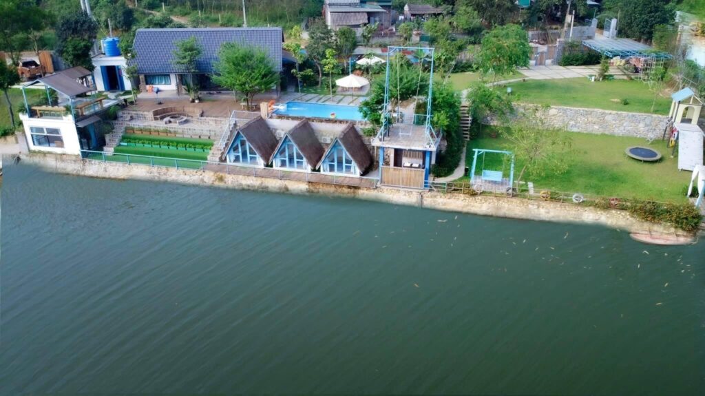 toha-lakeside-villa-ba-vi-5-phong-ngu-ven-ho-dap-dong