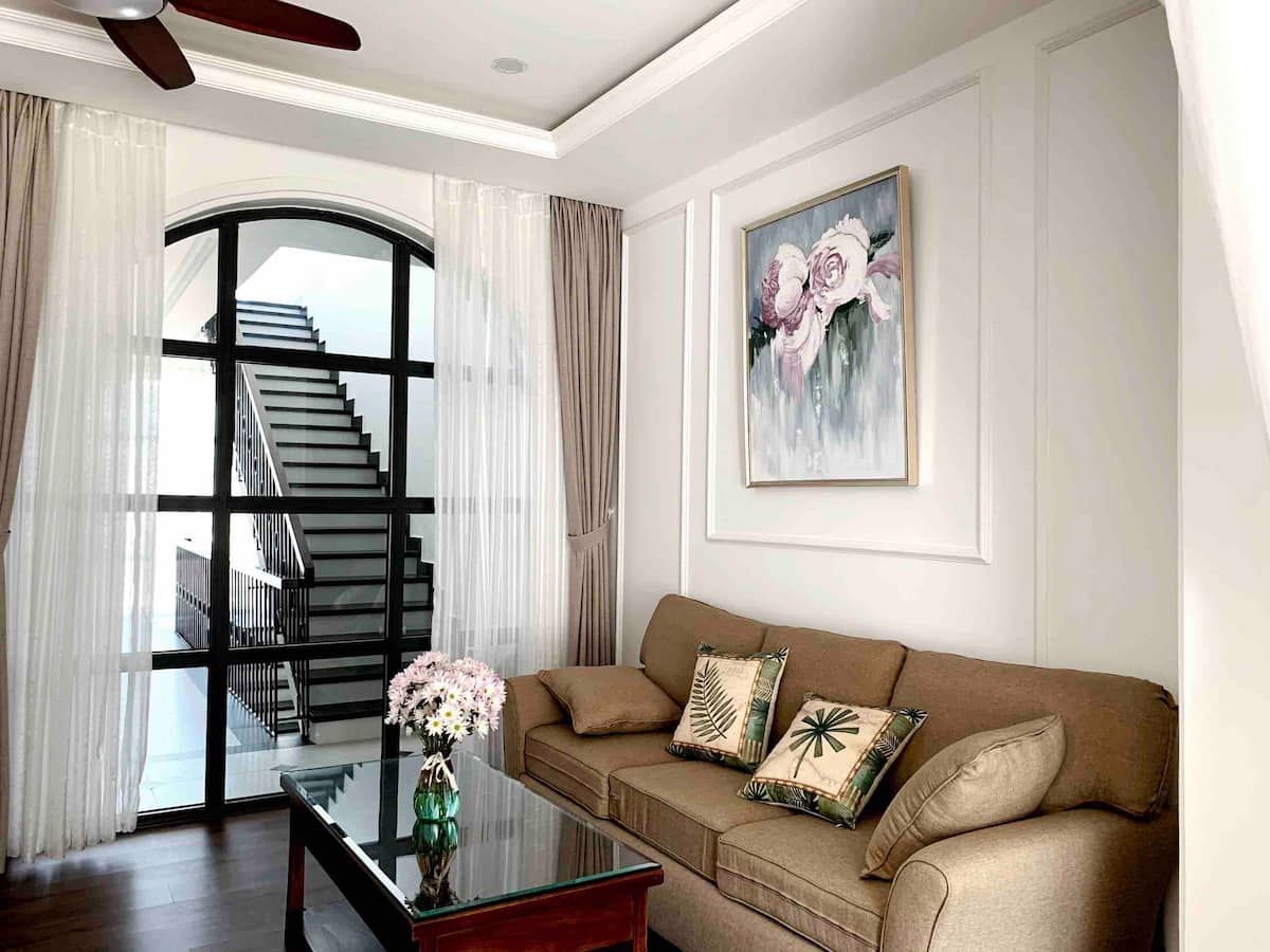 biet-thu-nguyen-can-studio-nha-trang-villa-3-phong-ngu-vinh-nguyen-1