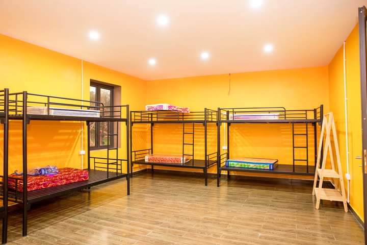 biet-thu-dadeli-villa-ba-vi-cho-thue-to-chuc-lua-trai-teambuilding-5