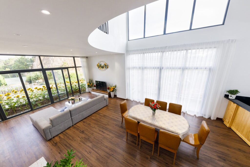 nam-ho-da-lat-4-phong-ngu