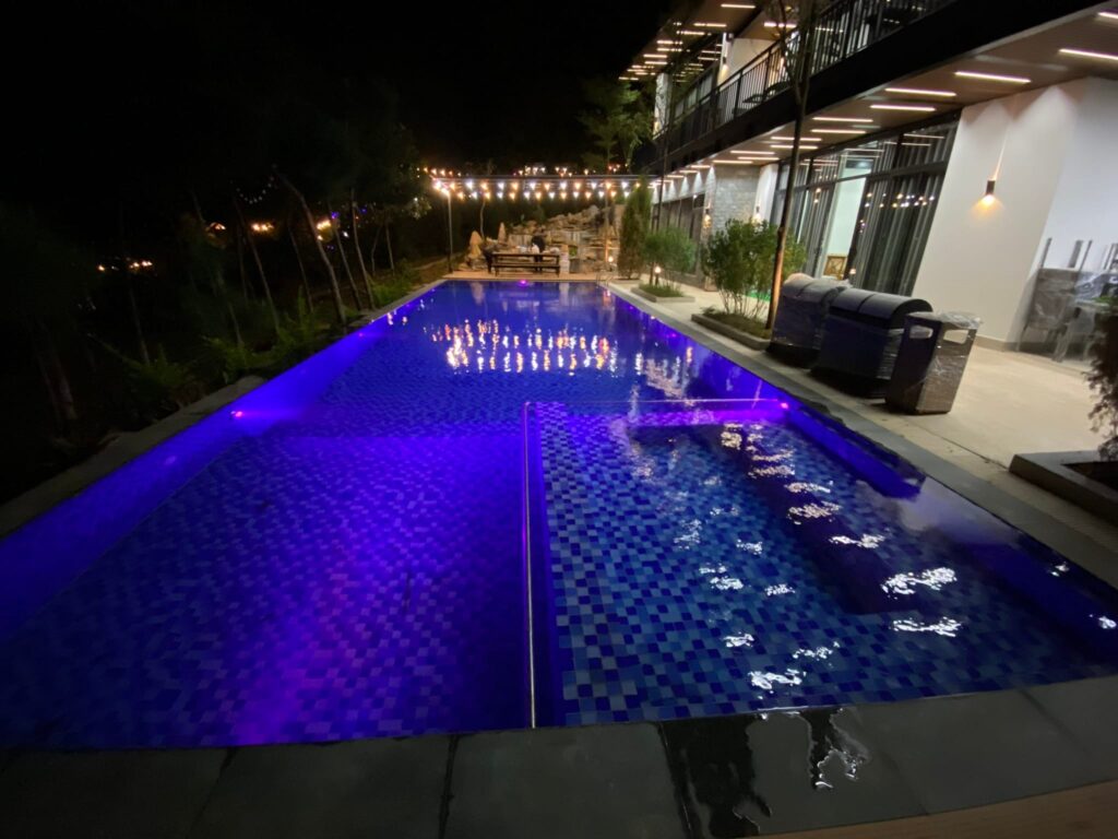 eagle-villa-soc-son-co-phong-hop-be-boi-rieng-bbq-san-vuon-rong-4