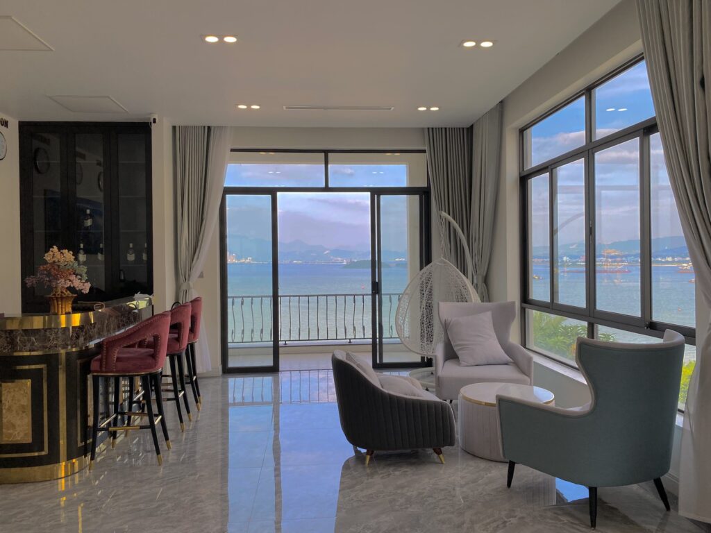 biet-thu-villa-beverly-hills-ha-long-8-phong-ngu-villa-co-view-bien-dep-nhat2