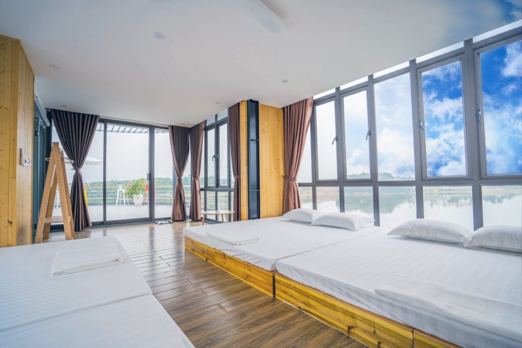 biet-thu-villa-du-thuyen-ho-dong-chanh-luong-son-hoa-binh-5