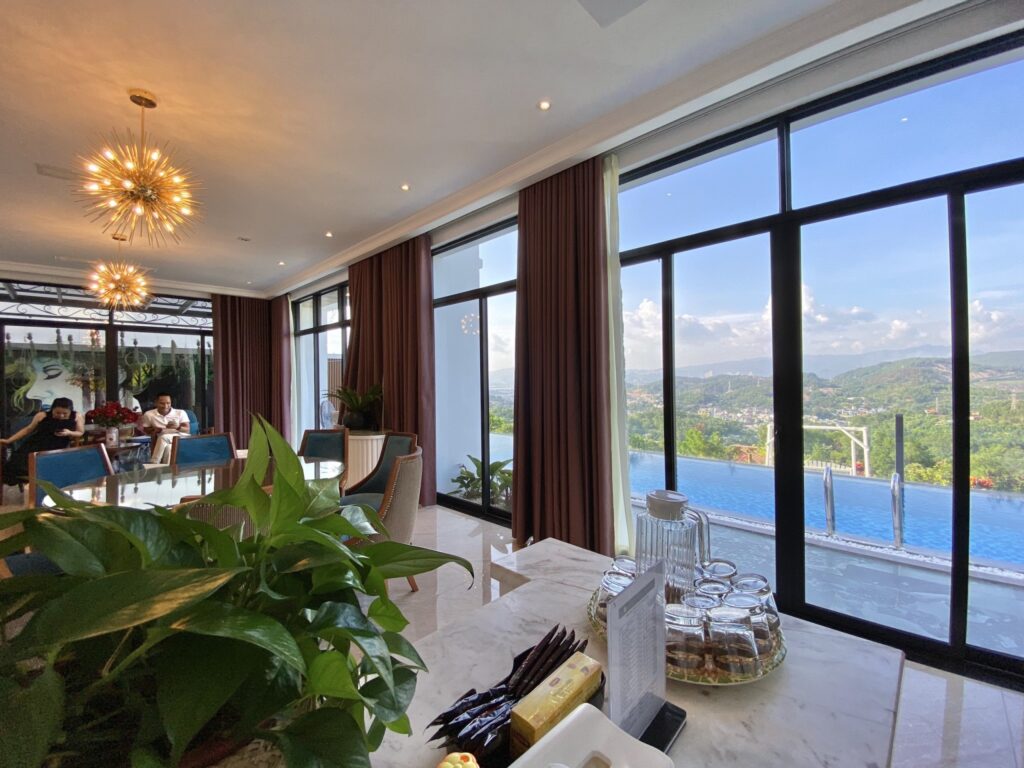 biet-thu-villa-5-phong-ngu-view-san-golf-flc-ha-long-1