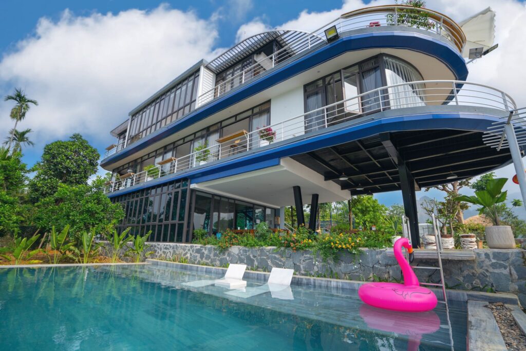 biet-thu-villa-du-thuyen-ho-dong-chanh-luong-son-hoa-binh-3