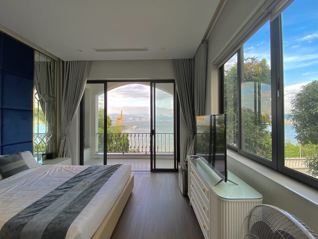 biet-thu-villa-beverly-hills-ha-long-8-phong-ngu-villa-co-view-bien-dep-nhat7