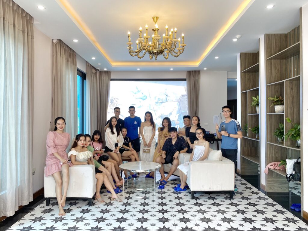 queen-villa-8-phong-ngubai-chay-ha-long-3