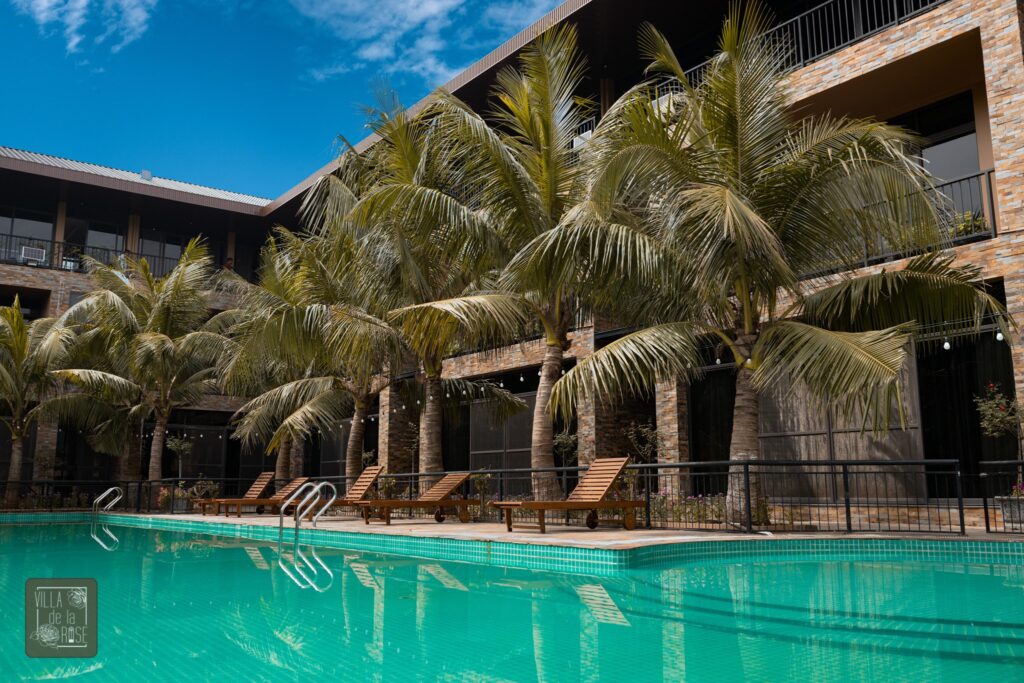 villa-de-la-rose-soc-son-18-phong-ngu-1