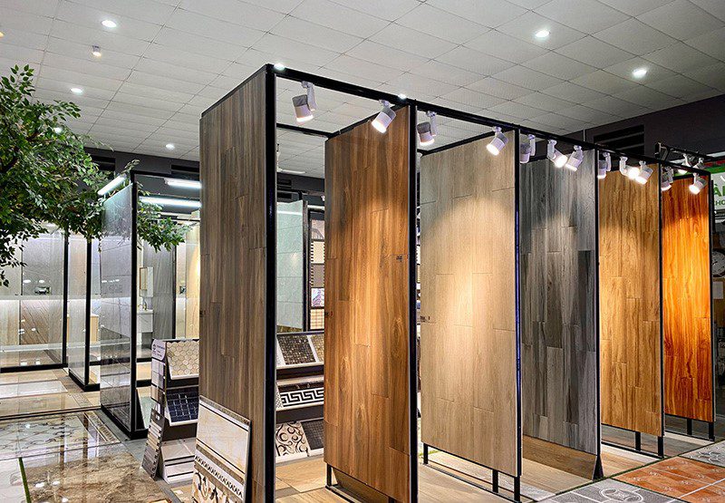 top-10-mau-thiet-ke-noi-that-showroom-sang-trong-8