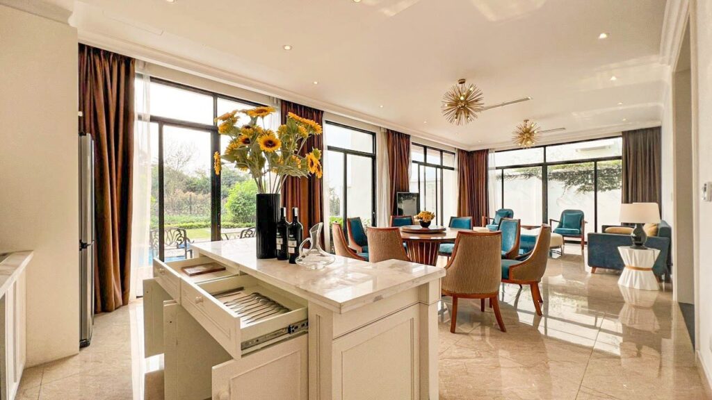 villa-ha-long-5-phong-ngu-co-gi-cho-thue-villa-nghi-duong-gia-uu-dai-danh-cho-gia-dinh-nhom-ban-be-8