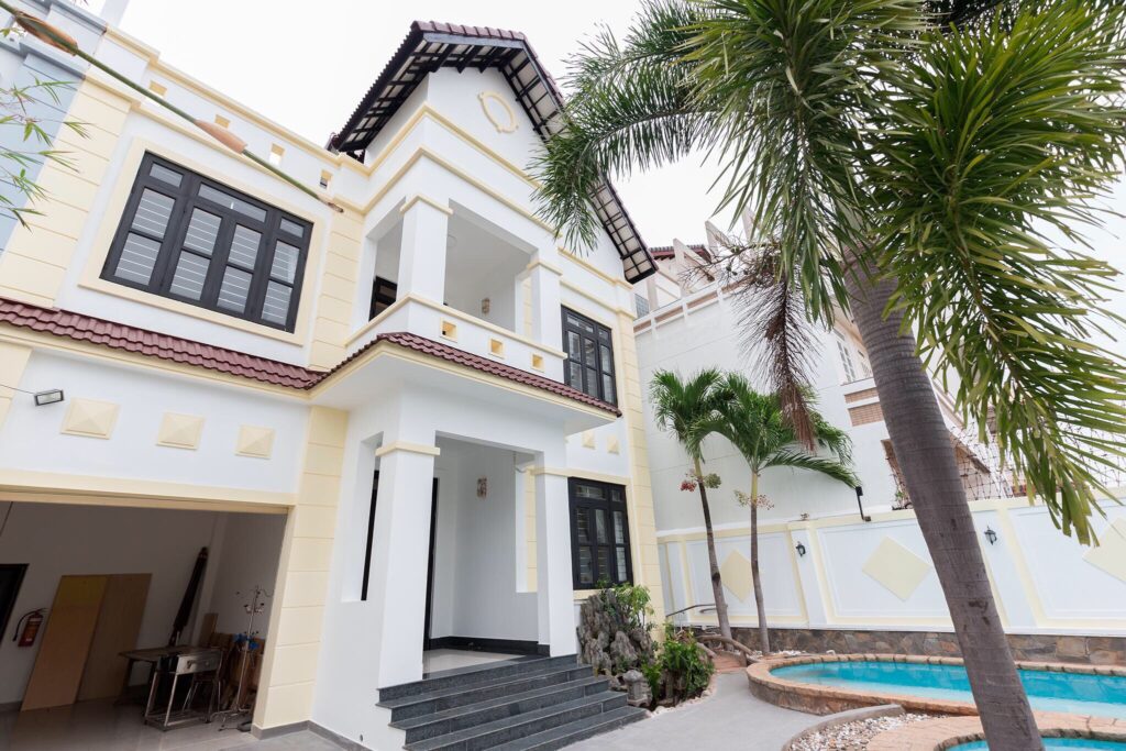 palm-villa-5-phong-ngu-gan-bien-cho-thue-moi-dep-nhat-tai-vung-tau-1