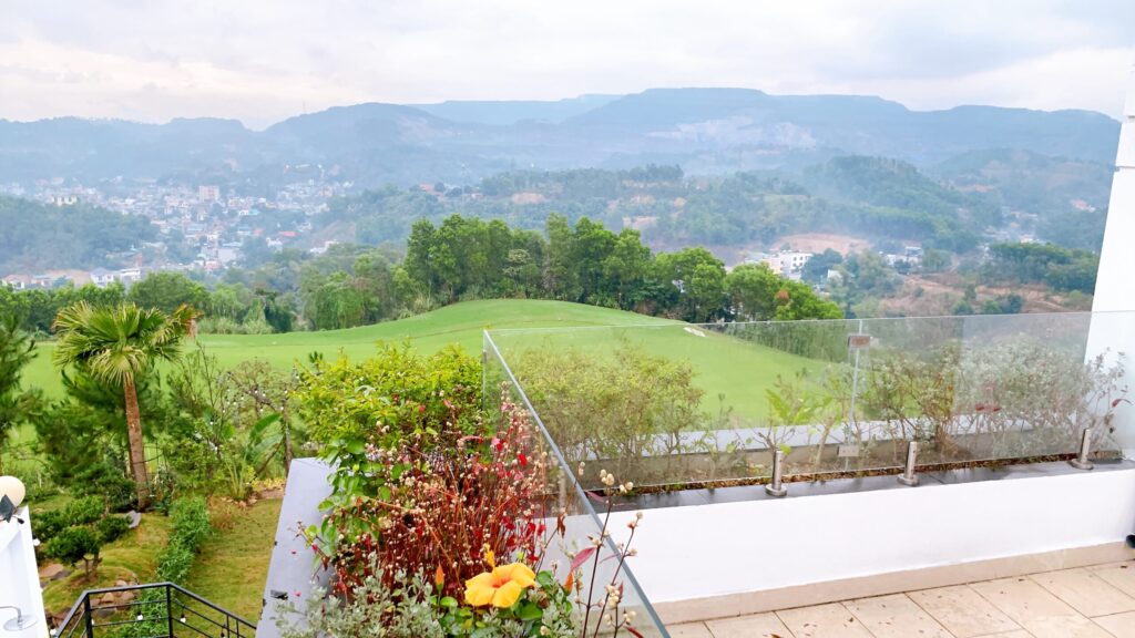villa-ha-long-5-phong-ngu-villa-nghi-duong-du-lich-view-san-golf-moi-dep-nhat-1