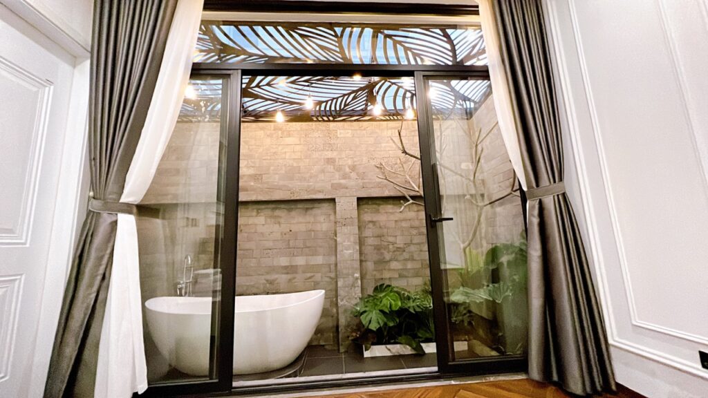 biet-thu-flc-ha-long-6-phong-ngu-co-be-boi-rieng-kiet-tac-giua-long-quang-ninh-1