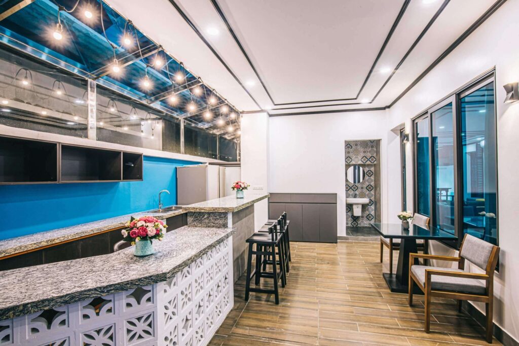 villa-sam-son-7-phong-ngu-gan-duong-ho-xuan-huong-tien-di-lai6