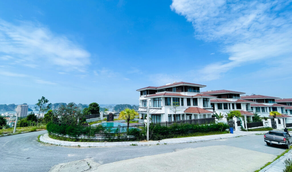 villa-flc-ha-long-6-phong-ngu-cho-thue-du-lich-nghi-duong-moi-dep-co-be-boi-rieng-1