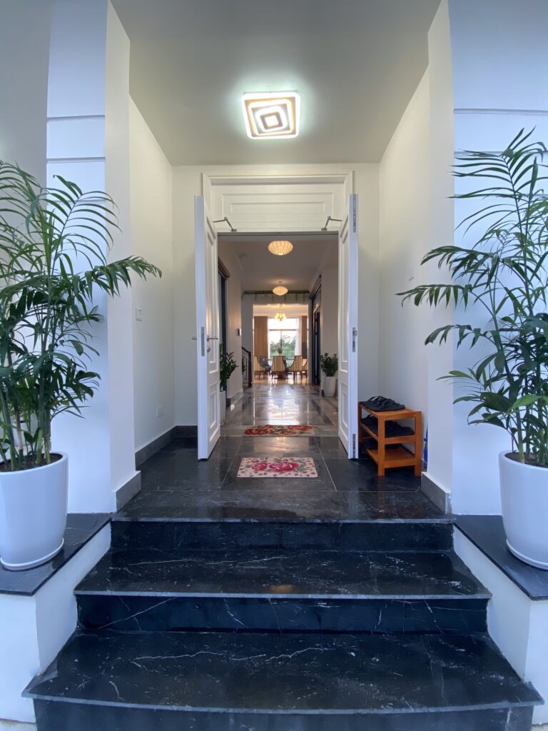 villa-ha-long-5-phong-ngu-co-gi-cho-thue-villa-nghi-duong-gia-uu-dai-danh-cho-gia-dinh-nhom-ban-be-4