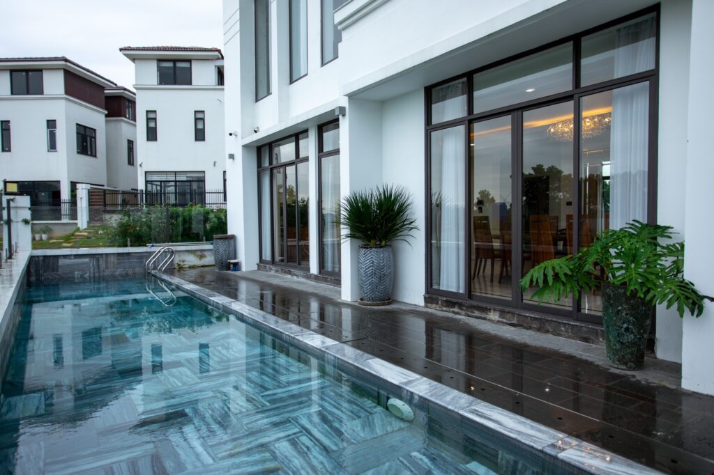 villa-flc-ha-long-5-phong-ngu-view-vinh-villa-nghi-duong-xung-tam-dang-cap-5-sao-1