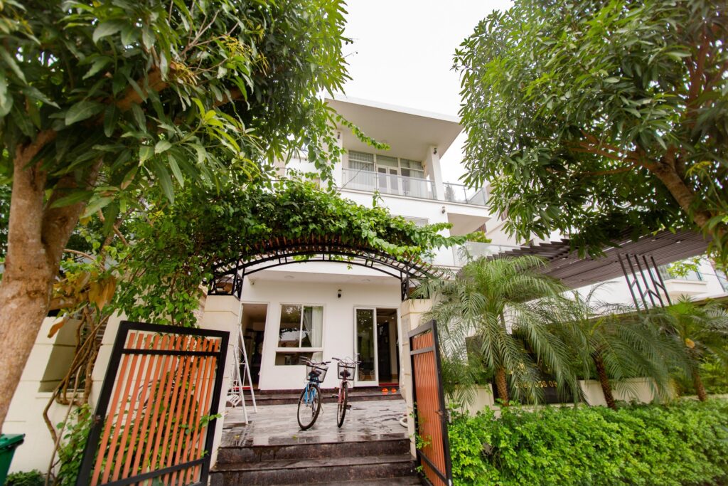 villa-sam-son-7-phong-ngu-cho-thue-biet-thu-nghi-duong-co-be-boi-sat-bien