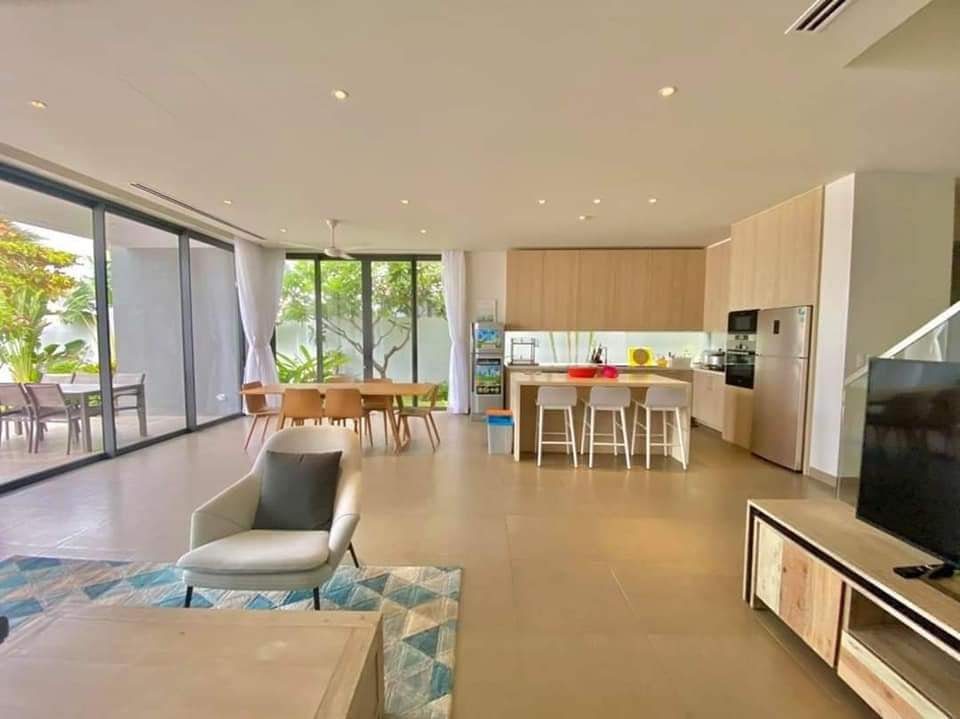 villa-ho-tram-3-phong-ngu-sat-bien5